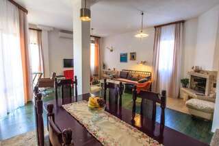 Апартаменты Apartments Rux de Luxe Бар Апартаменты с 2 спальнями и балконом-22
